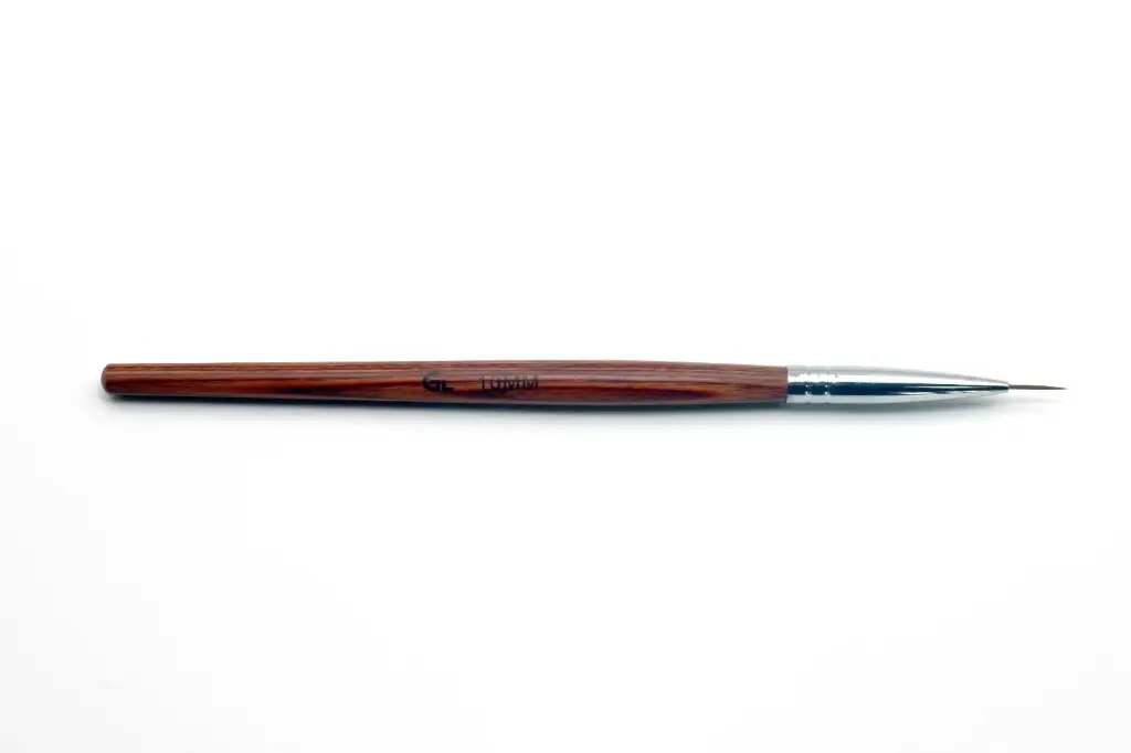 Rose wood Nail Brush Liner №10